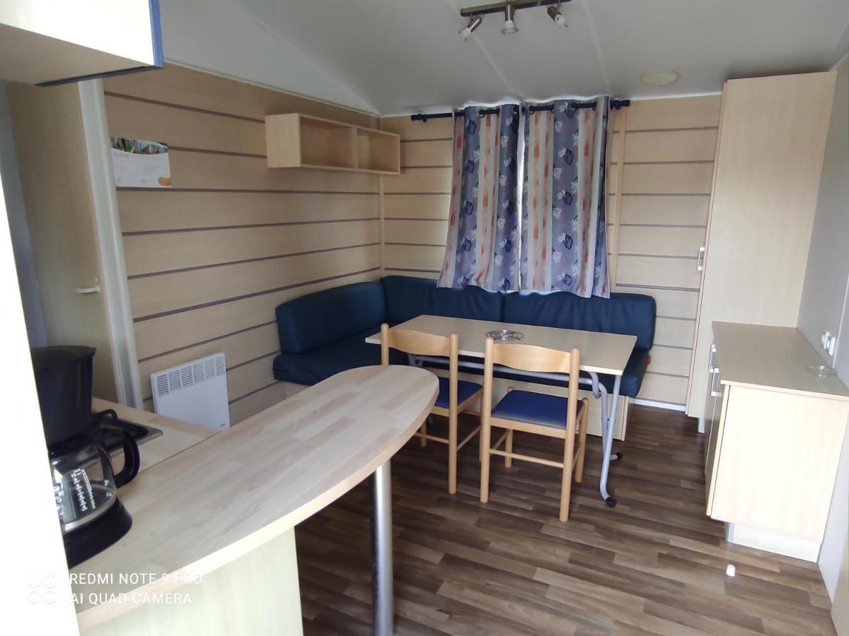 Mobil Home 5-6 Personnes - Climatise ปอร์-ลา-นูแวลล์ ภายนอก รูปภาพ