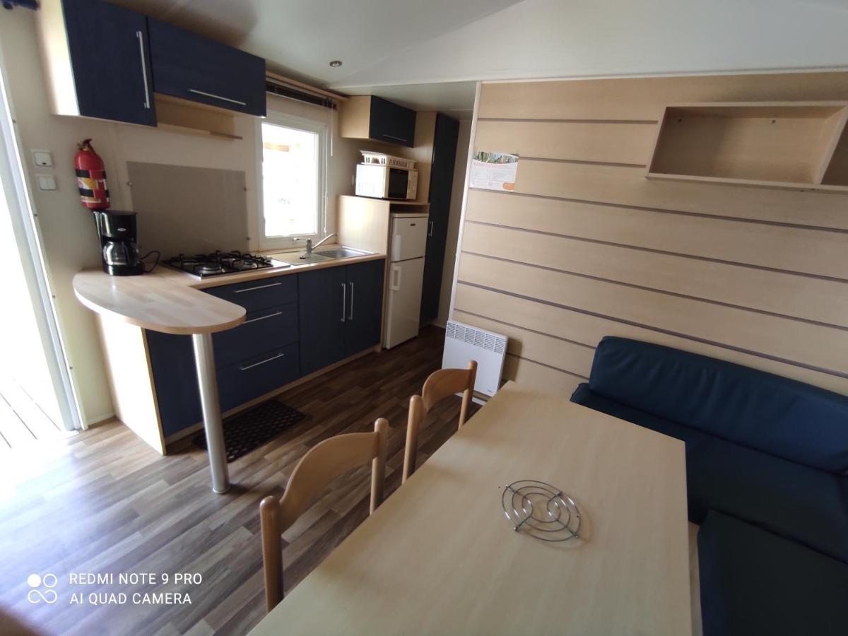 Mobil Home 5-6 Personnes - Climatise ปอร์-ลา-นูแวลล์ ภายนอก รูปภาพ